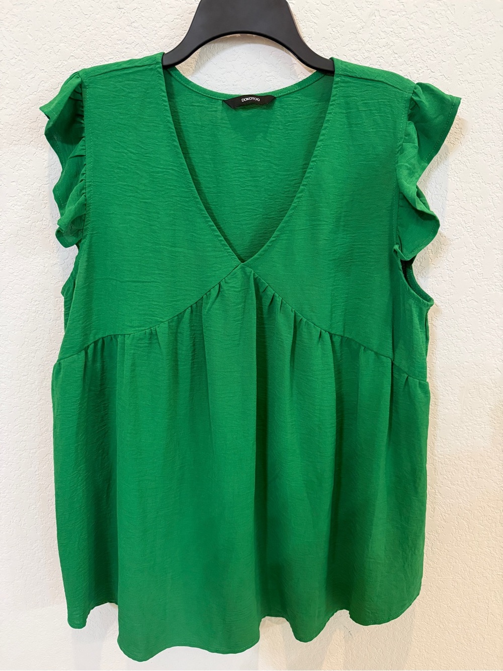 Dokotoo V-Neck Ruffle Trim Green Tank Top